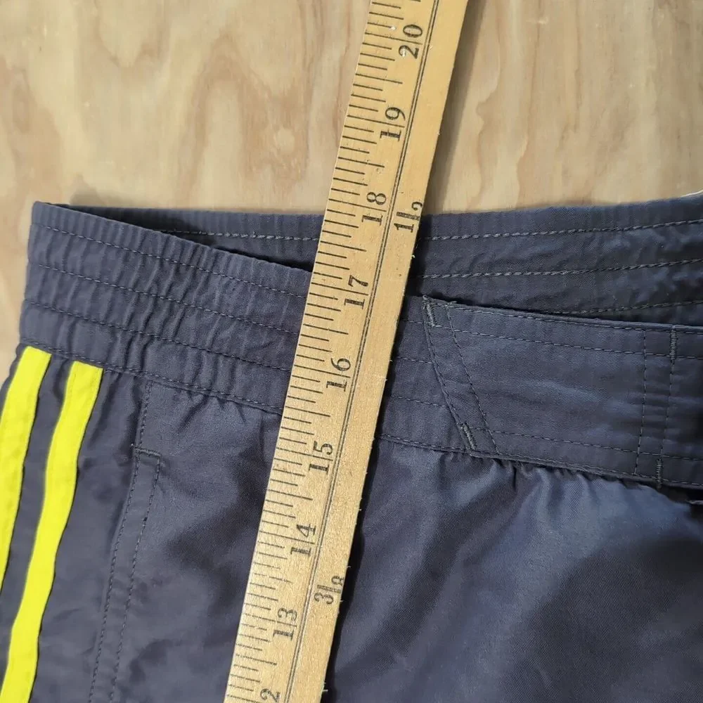 Adidas Swim Shorts Gray Yellow Lines Pockets Cargo‎ Pocket Drawstring 38x7